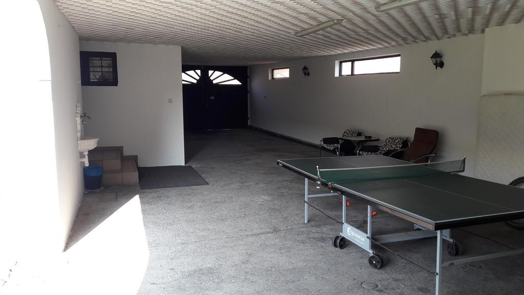 Motel Kotva Ivanka pri Dunaji Bagian luar foto