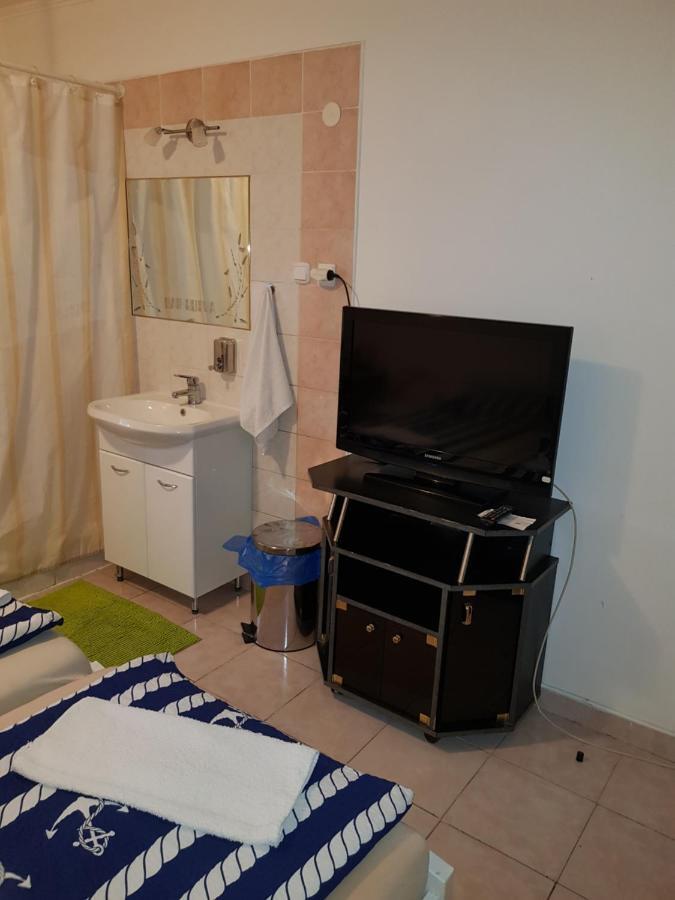 Motel Kotva Ivanka pri Dunaji Bagian luar foto